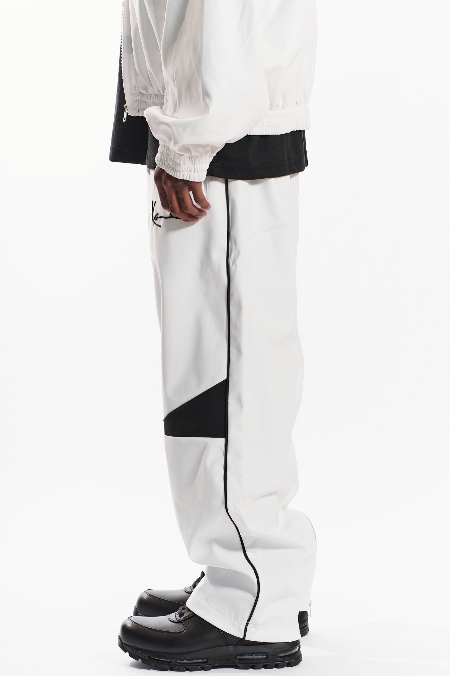Buzzer Beater Men's Jogger (white)