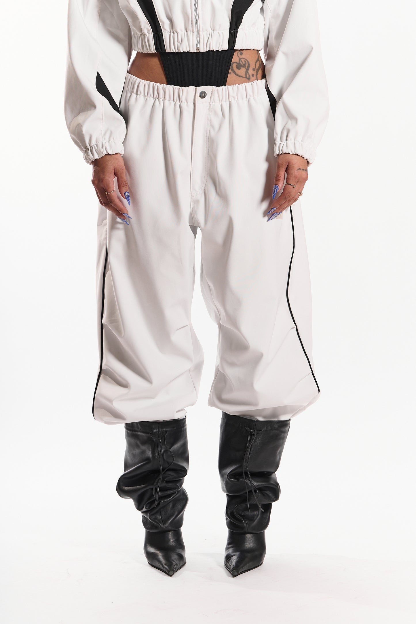 Street Thing Women's Joggers (white)