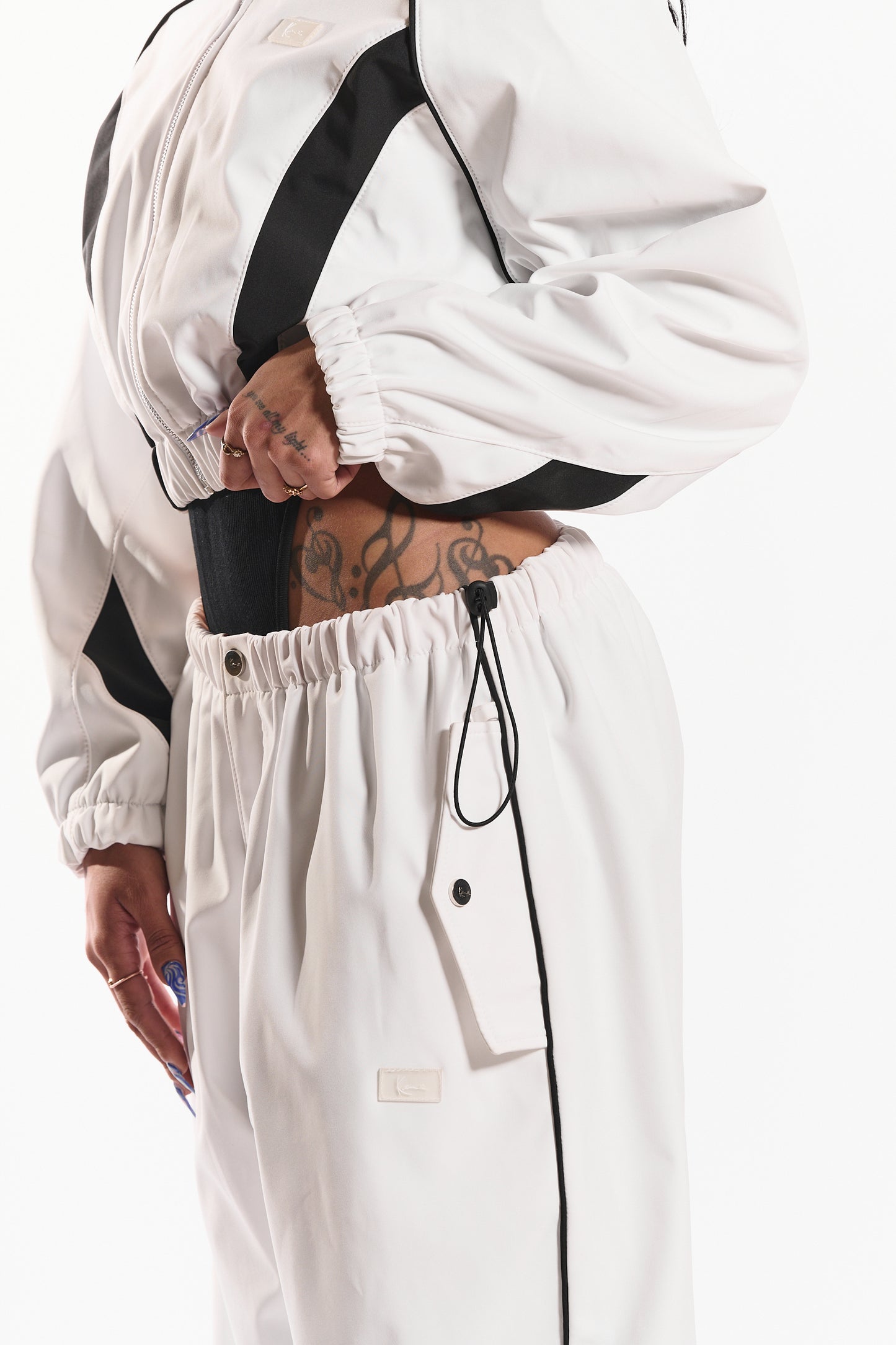 Street Thing Women's Joggers (white)